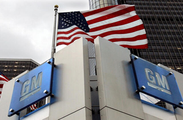 Koncernas "General Motors" akcijas parduos saviems