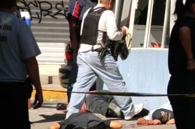 Meksikoje per žudynes automobilių plovykloje nužudyta 15 žmonių