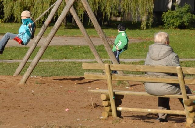 Ministerija dievagojasi, kad senatvės pensijos nebus papildomai mažinamos