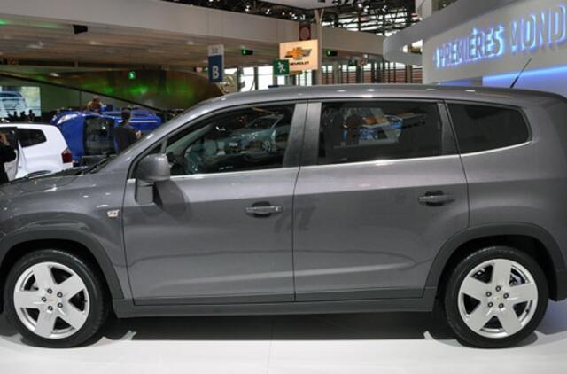 Paryžiaus autosalonas: "Chevrolet Orlando"
