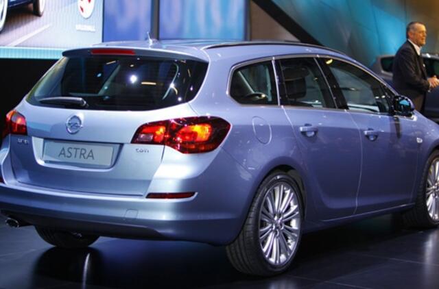 Paryžiaus autosalonas: "Opel Astra Sports Tourer"