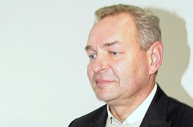 Prokurorai nori toliau laikyti Česlovą Daugėlą už grotų