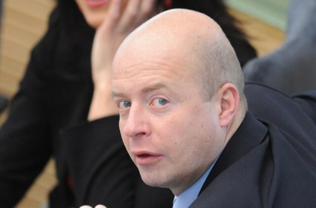 Seimo narys Vincas Babilius už greičio viršijimą nubaustas maksimalia bauda