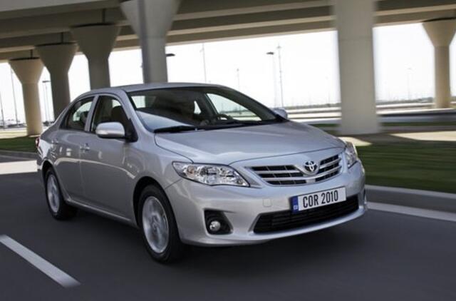 "Toyota" JAV rinkoje neatšaukdama iš rinkos pataisys 10 750 automobilių