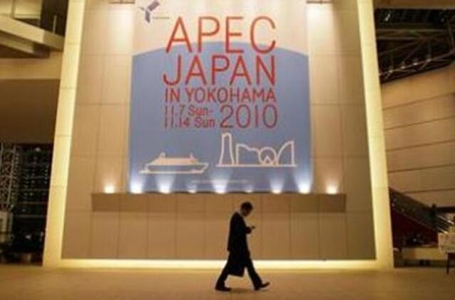 APEC forume susitinka Japonijos ir Kinijos lyderiai