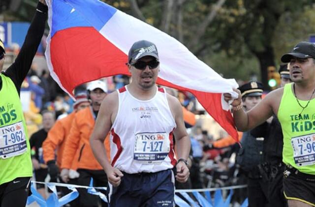 Čilės kalnakasys sėkmingai nubėgo Niujorko maratoną