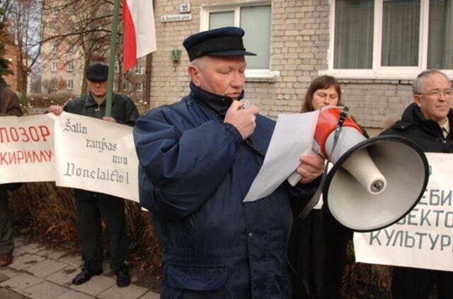 Dėl Kristijono Donelaičio - jau ir piketais