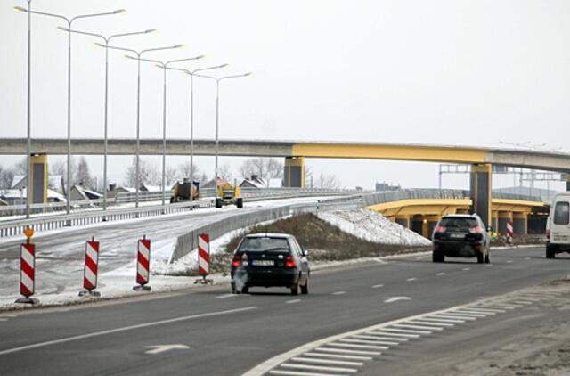 Jakų žiede pakvipo pirmo etapo pabaigtuvėmis