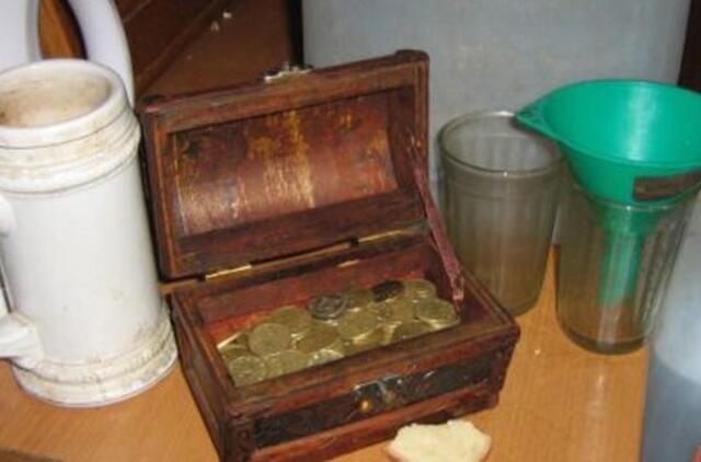 Kaltę prisiėmė į kalėjimą grįžti norintis benamis