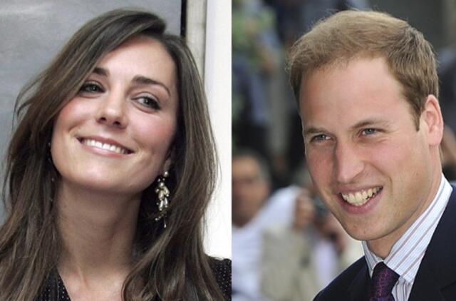 Mamos žiedą princas Williamas nešiojosi 3 savaites