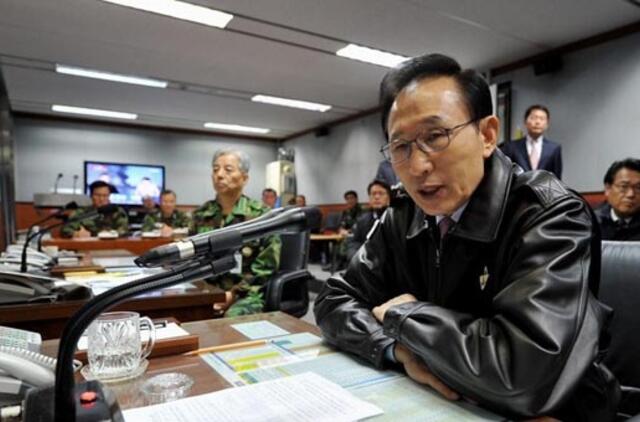 Pietų Korėjos prezidentas grasina smogti Šiaurės Korėjai