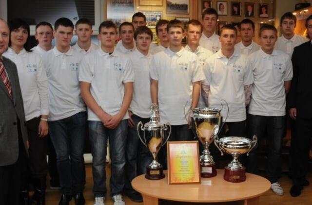 Sportininkų namuose pagerbti jaunučių čempionai