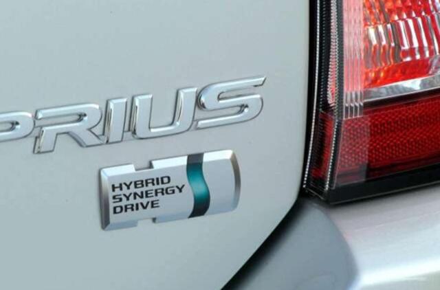 "Toyota Prius" savininkai bus pakviesti apsilankyti servisuose