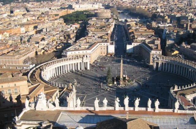Vatikane konsistorijai renkasi viso pasaulio kardinolai