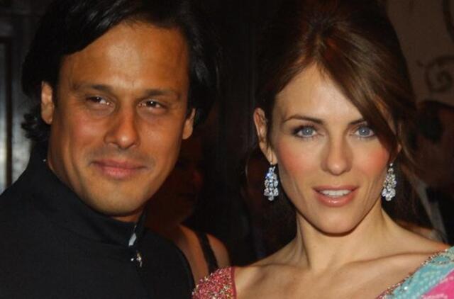 Aktorė Liz Hurley išsiskyrė su vyru indu