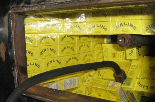 Dujų baką pavertė kontrabandos slėptuvė