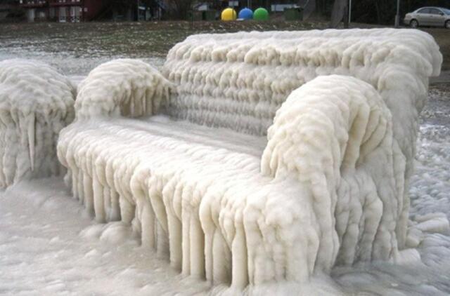 Gruodžio 3-ioji: vardadieniai, dangaus kūnai, istorija