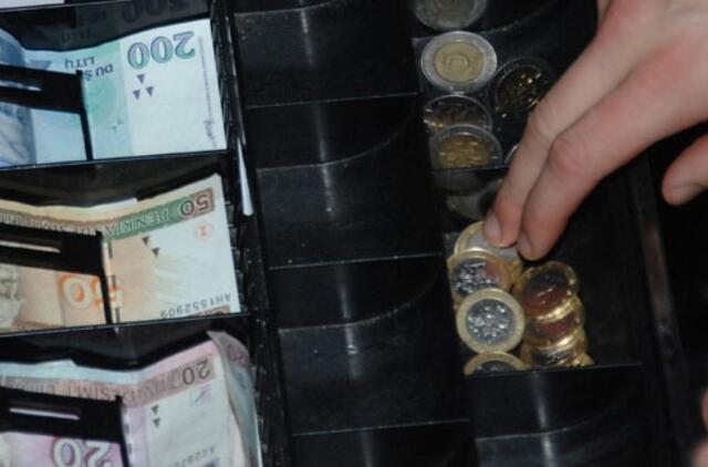 Įmonės direktorius įsitraukė į finansines machinacijas