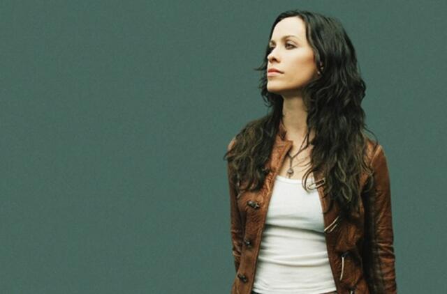 Kanadietė dainininkė Alanis Morissette susilaukė pirmojo kūdikio