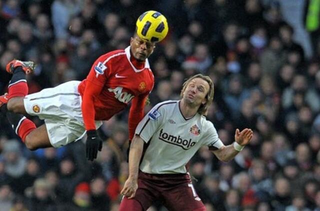 "Manchester United" Anglijoje išsaugojo lyderės poziciją