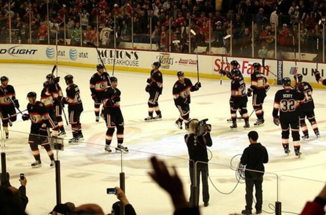 NHL čempionai šventė trečiąją pergalę iš eilės