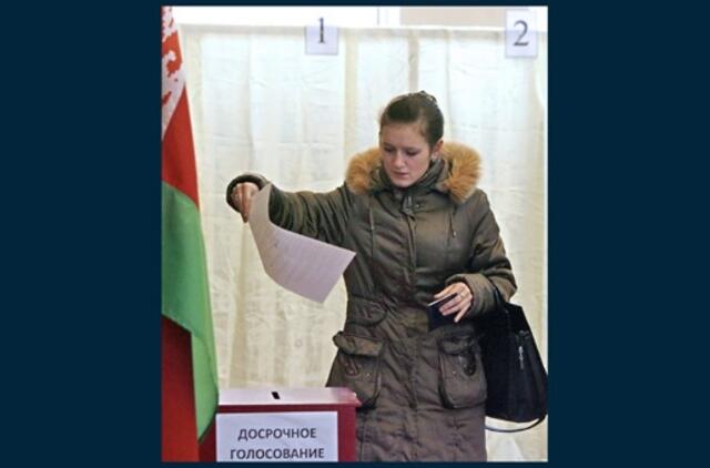 Prezidento rinkimuose Baltarusijoje išankstinio balsavimo teise pasinaudojo 23,1 proc. rinkėjų