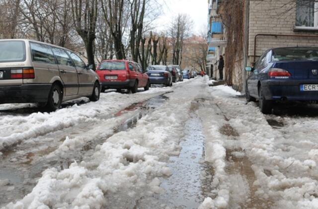 Savivaldybė nepatenkinta gatvių ir kiemų valymu