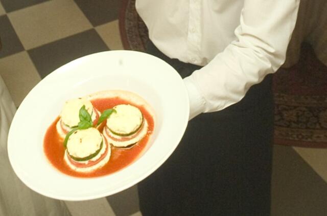 Siūloma įpareigoti viešojo maitinimo įstaigas informuoti apie GMO