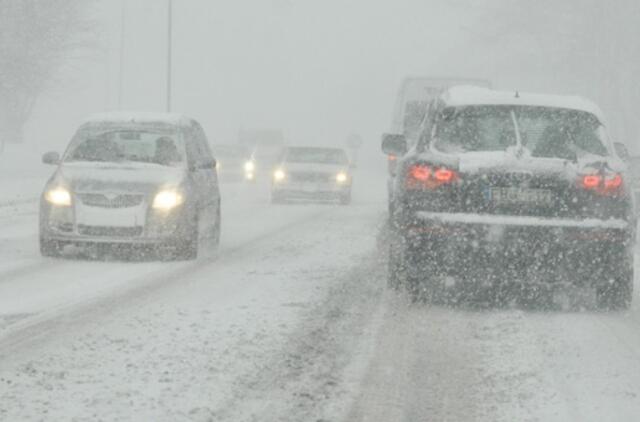 Vairuotojams: Klaipėdos apskrityje prisnigo iki 10 cm