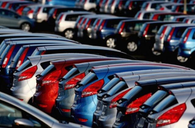 Augantis pardavimas JAV patvirtina, jog automobilių pramonė atsigauna