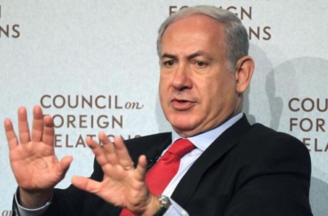 Benjaminas Netanjahu savo artimus bendražygius tikrino melo detektoriumi