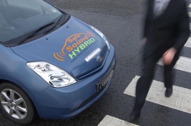 Elektromobilių markes atskirti bus galima pagal garsą