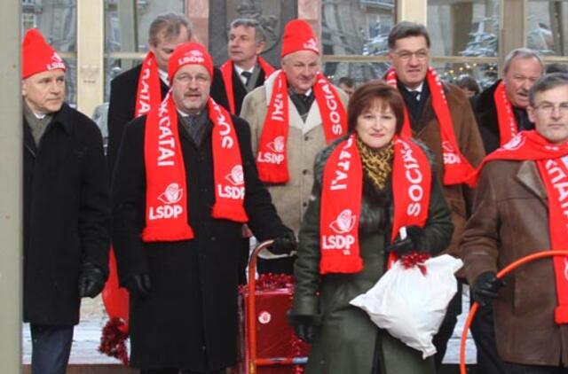 Ragina atsisakyti kasos aparatų įvedimo