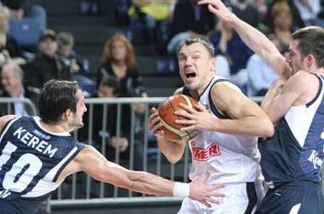 Šarūnas Jasikevičius debiutavo "Fenerbahce Ulker"