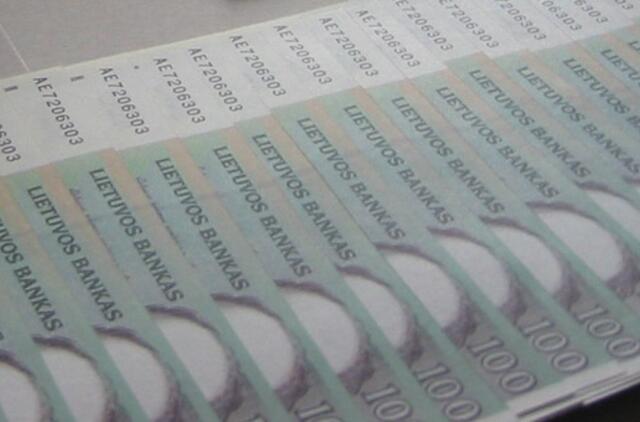 "Sodros" darbuotoju apsimetusiam sukčiui pensininkė atidavė 20 tūkst. litų