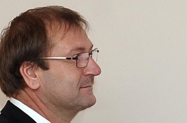 Viktoras Uspaskichas prašys panaikinti jo teisinę neliečiamybę