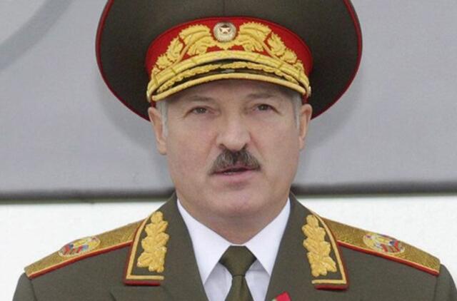 Aleksandras Lukašenka gali panaudoti armiją šalies viduje