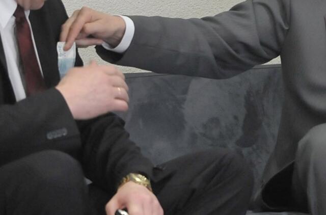 Analizė: Lietuvos teismai už korupcinius nusikaltimus realiu laisvės atėmimu nebaudžia