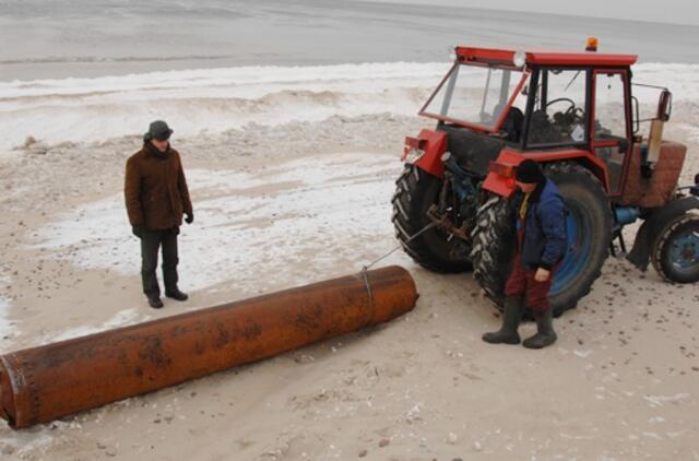 Baltijos jūra Giruliuose išmetė torpedos dalį