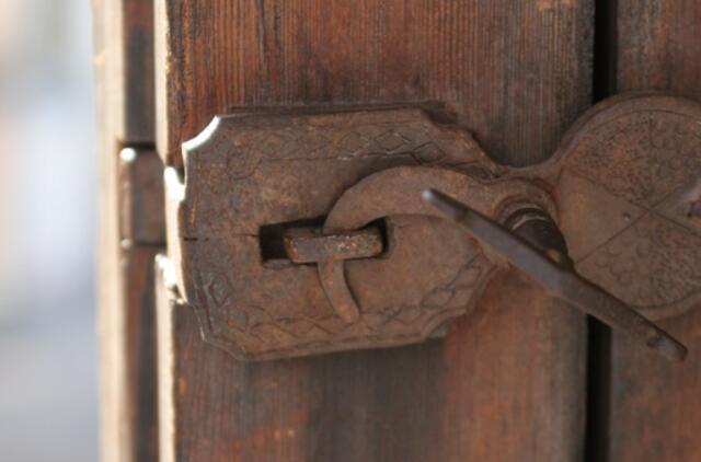 Brazilijoje laisvę išvydo moteris, kurią jos partneris 20 metų laikė uždarytą