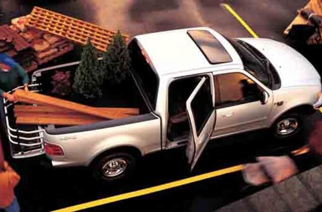 "Ford" atšaukia 144 tūkst. pikapų JAV ir Kanadoje