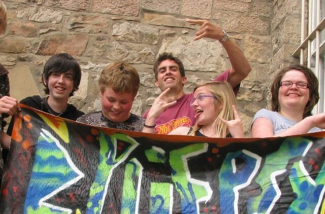 Izoliuojant epilepsija sergančius paauglius padaroma meškos paslauga