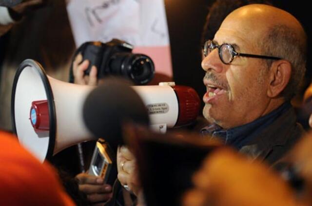 Mohamedas el Baradėjus rinkimus Egipte siūlo surengti tik po metų