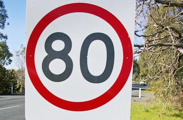 Sunkiasvorio transporto greitis Europoje gali būti sumažintas iki 80 km/h