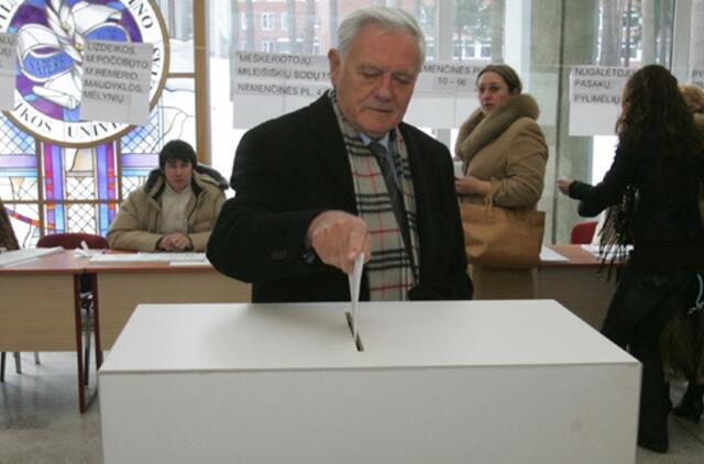 Valdas Adamkus: esame dar nepribrendę tokiems rinkimams