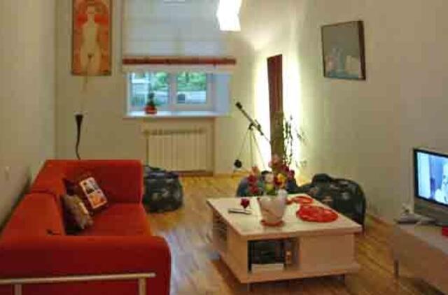 Visuomenės sveikatos specialistai beldžiasi į gyventojų butus