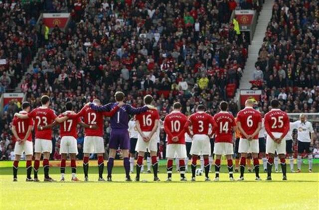 Anglijoje - sunki "Manchester United" pergalė ir "Arsenal" lygiosios