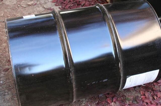 Laivus aptarnaujančioje įmonėje – tonos nelegalaus kuro