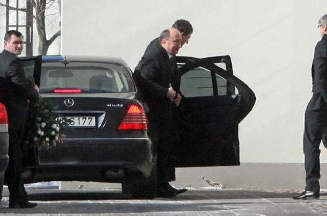 Prezidentę su gimtadieniu sveikina slaptai