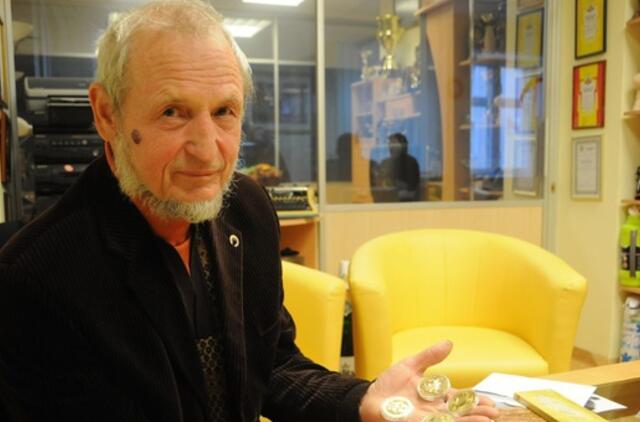 Skulptoriui Algirdui Bosui - Vyriausybės premija